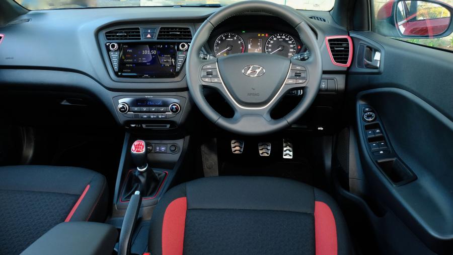 Торпедо Hyundai i20 Active (IB) 2018 года  (ZA) (фото 8 из 11)